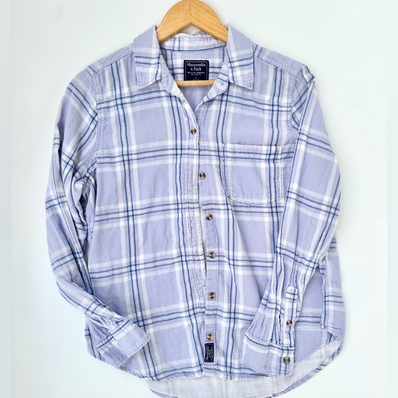 Abercrombie Soft Button Down Plaid top women’s large - Picture 1 of 6